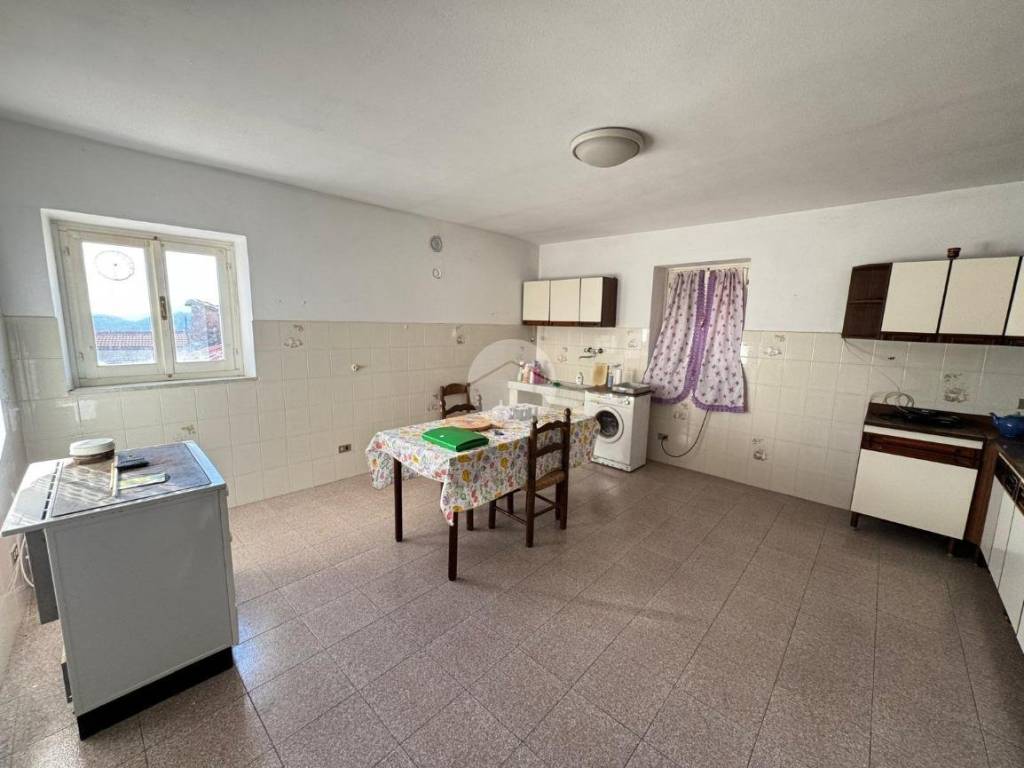 Casa indipendente a Maissana in Via 4 novembre, 8 - Foto 5