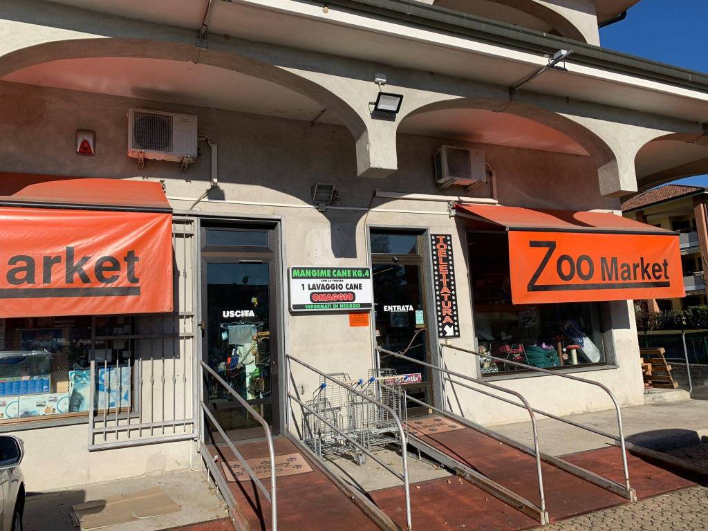 Attivit&agrave; / licenza a Ivrea in Corso Vercelli, 65 - Foto 1