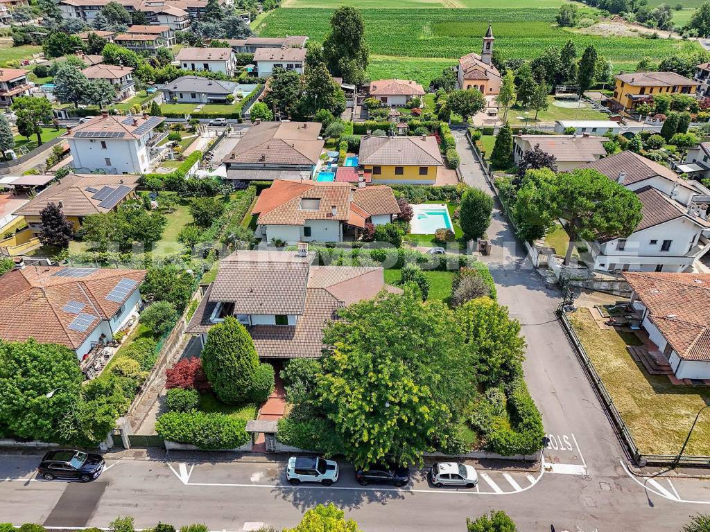 Villa a Capriano del colle in Via Antonio Gramsci, 23 - Foto 3