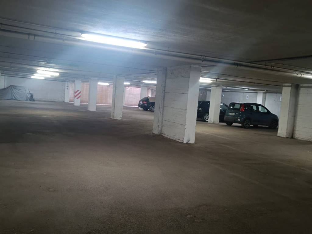 Box / garage a Caserta in Via Ferrarecce - Foto 4