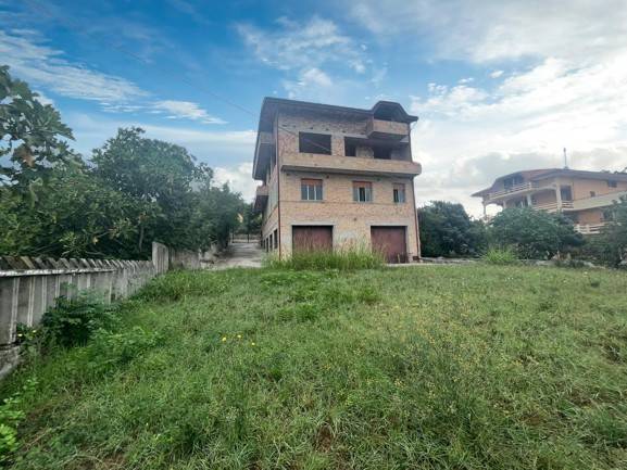 Palazzo / stabile a Miglianico in Via Papa Giovanni XXIII - Foto 3