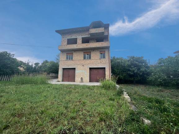 Palazzo / stabile a Miglianico in Via Papa Giovanni XXIII - Foto 4