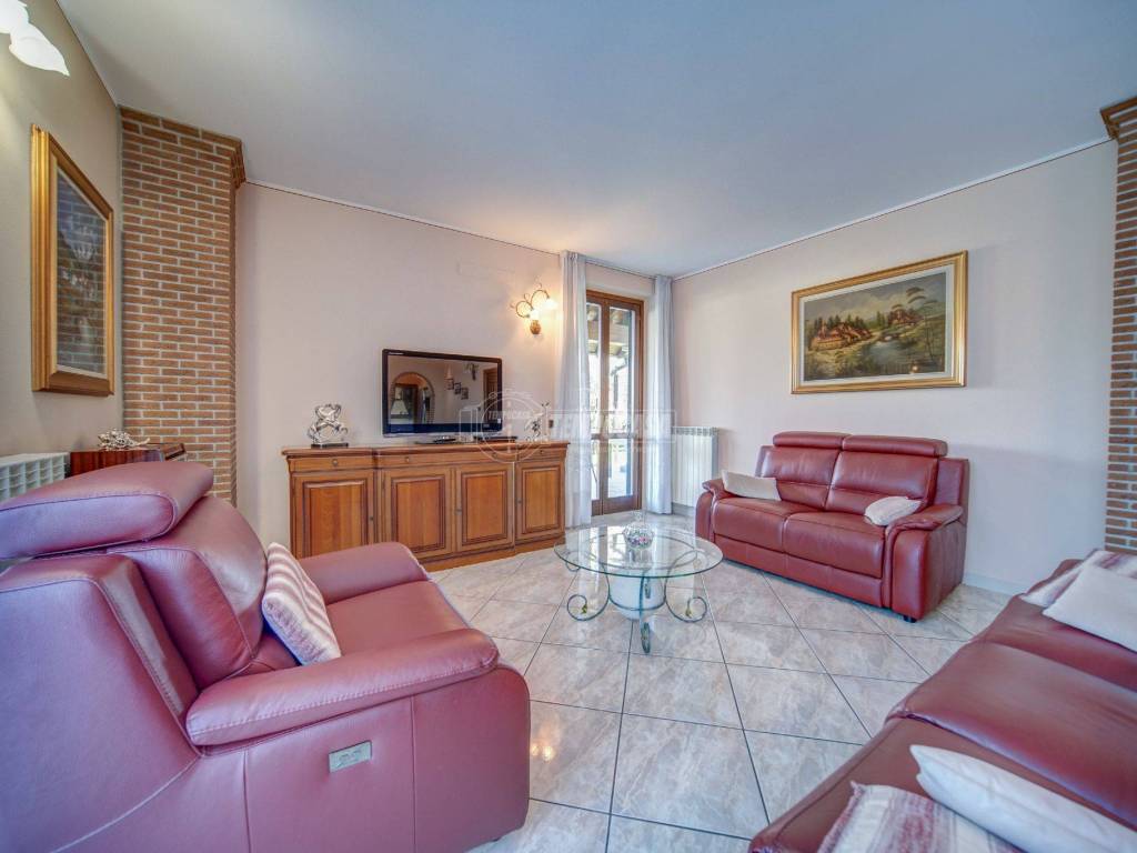 Villa a Castelletto sopra ticino in Via Bonifaci - Foto 5