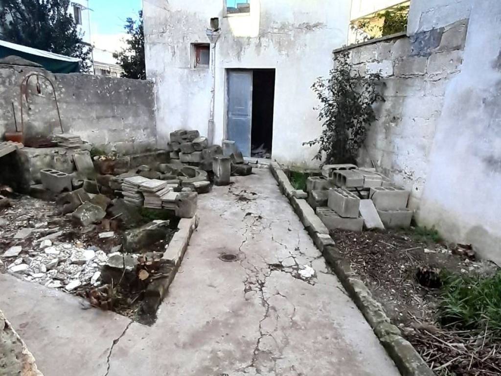 Appartamento a Cutrofiano in Via Torino - Foto 2