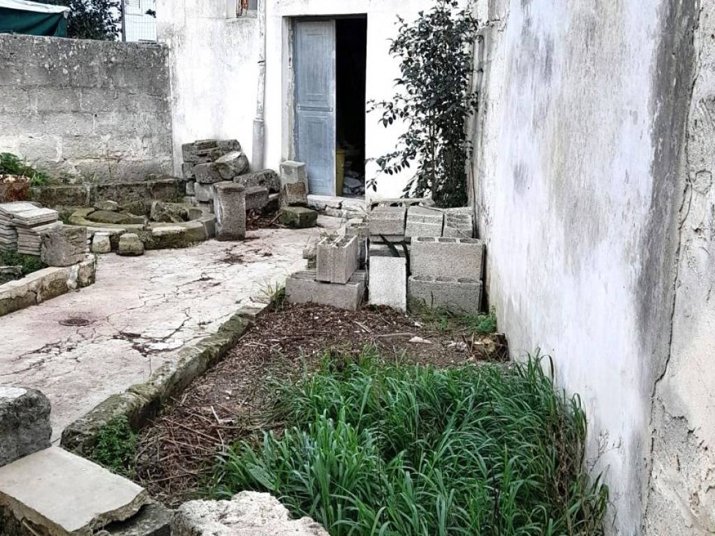 Appartamento a Cutrofiano in Via Torino - Foto 3