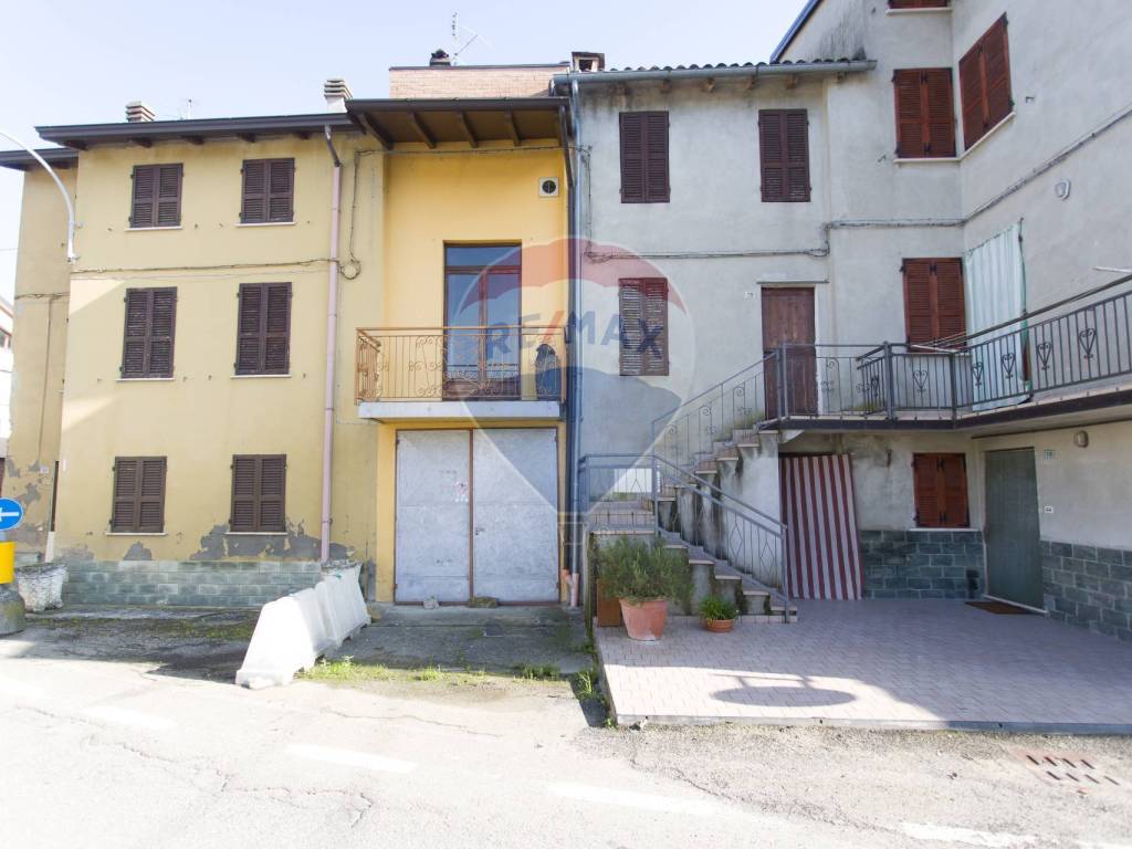 Casa indipendente a Vernasca in Via Silvani, 24 - Foto 5
