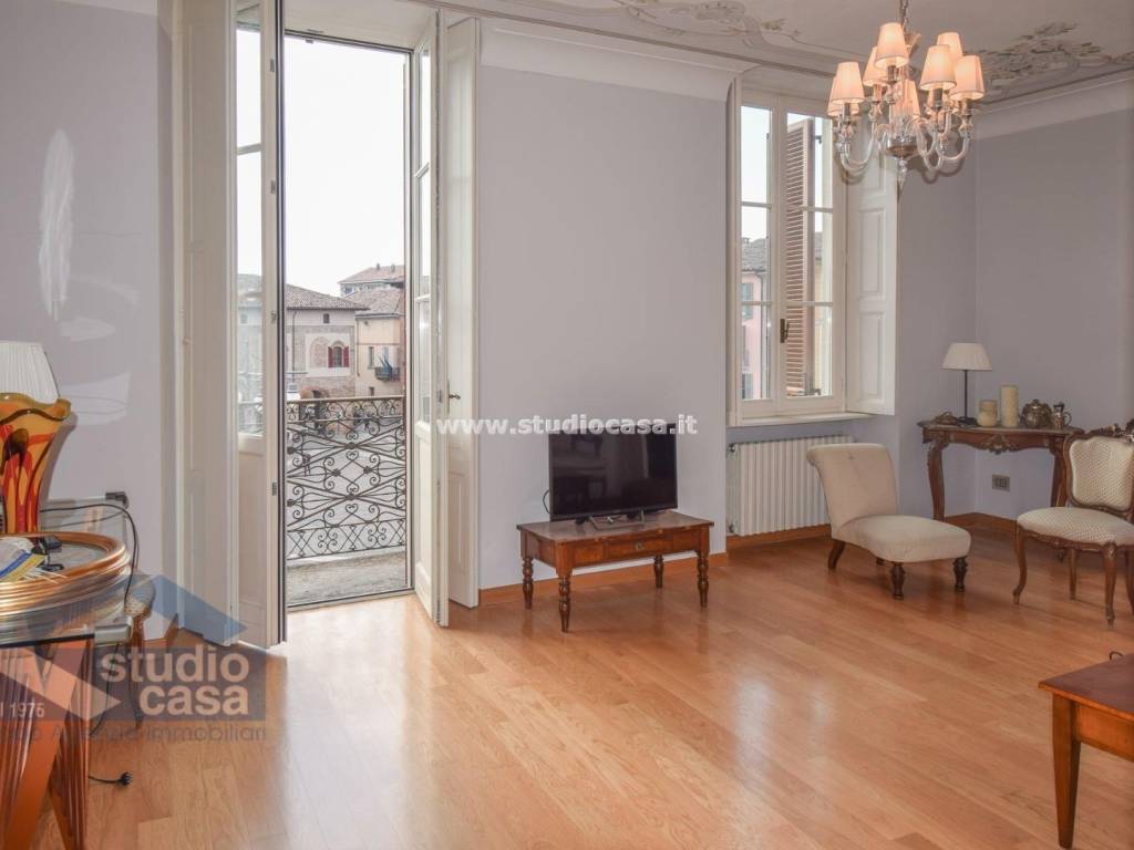 Appartamento a Lodi in PIAZZA DELLA VITTORIA,9 - Foto 3