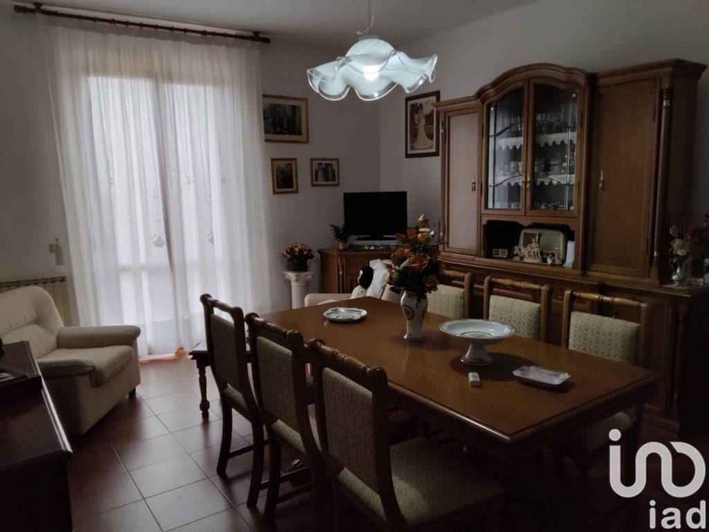 Palazzo / stabile a Mondavio in Viale Mondaviese, 74 - Foto 5