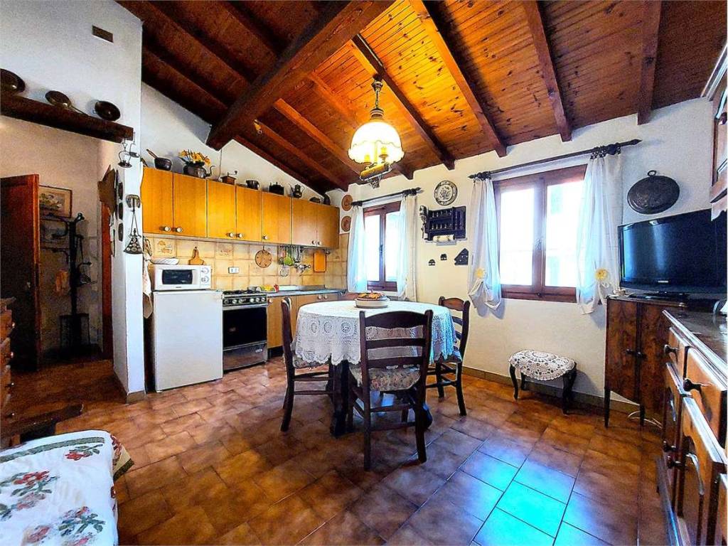 Casa indipendente a Mendatica in Via Madonnetta, 7 - Foto 2