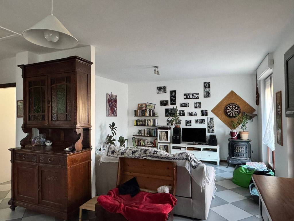 Villa a Castelletto sopra ticino in Via Caduti per la Libertà, 152 - Foto 5