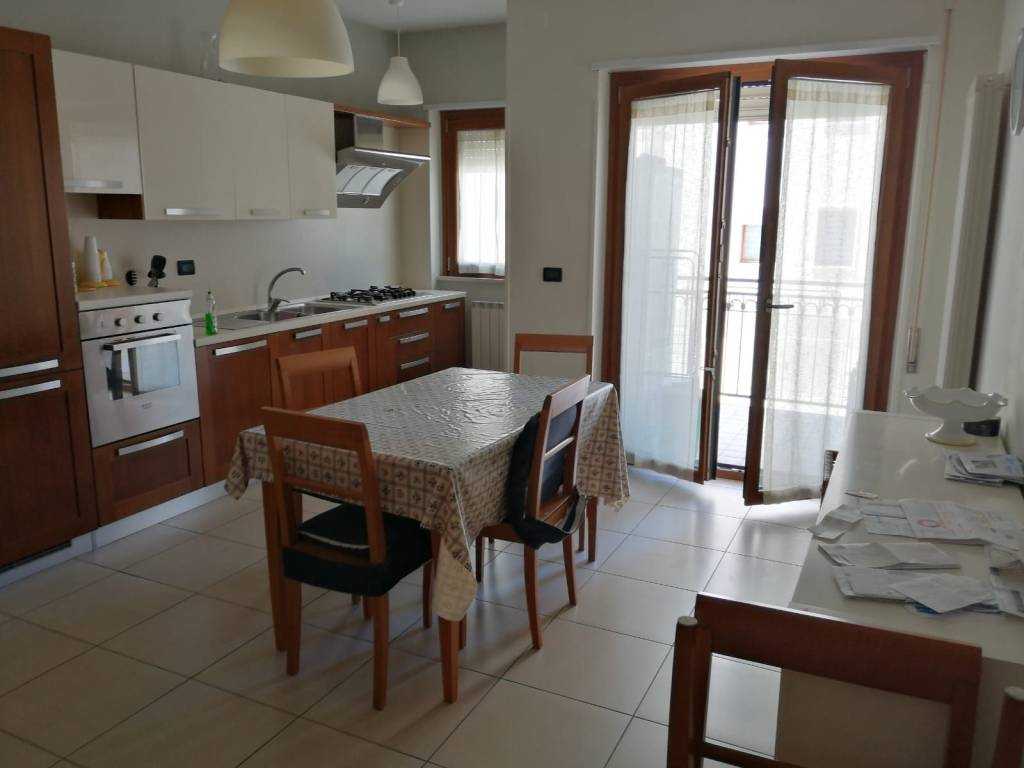Appartamento a L'aquila in Via Antica Arischia - Foto 2
