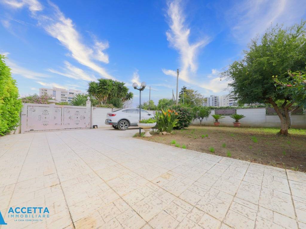 Villa a Taranto in Via Bartolo Longo , 11 - Foto 3
