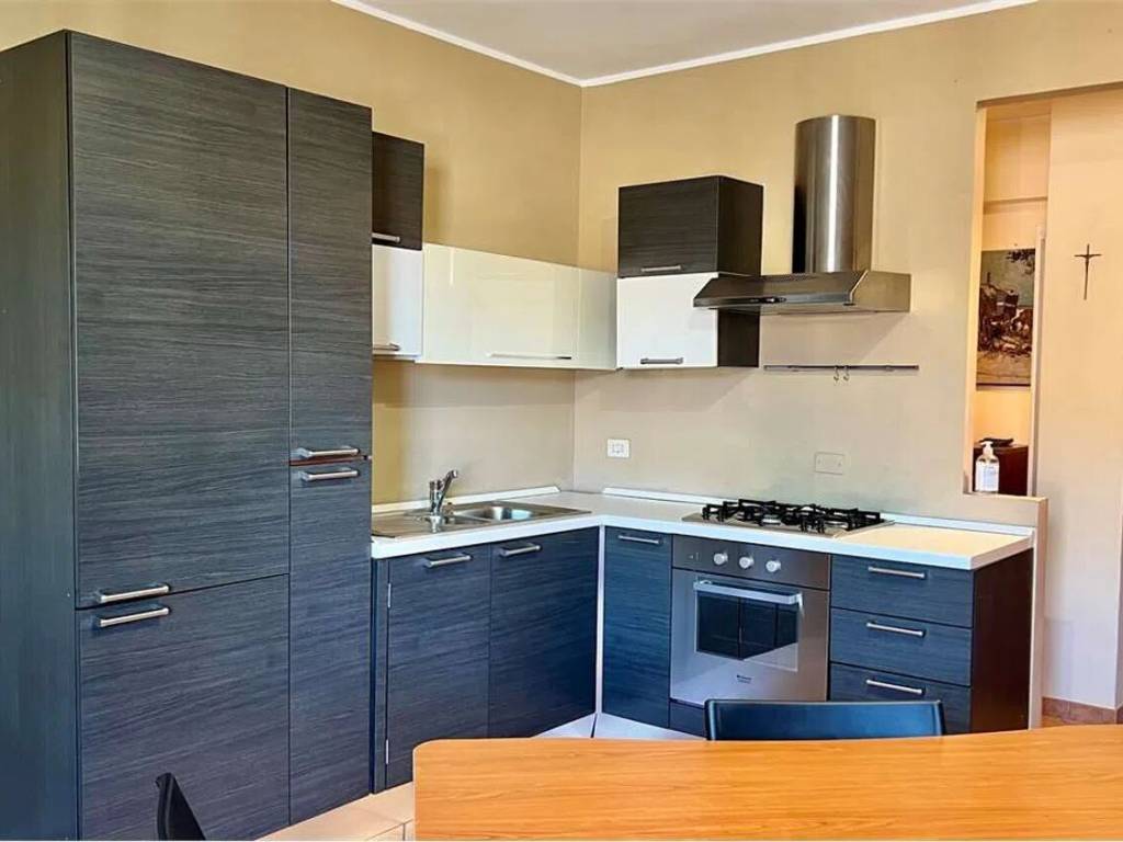 Appartamento a Castrovillari in Via Ettore Manes, 27 - Foto 2