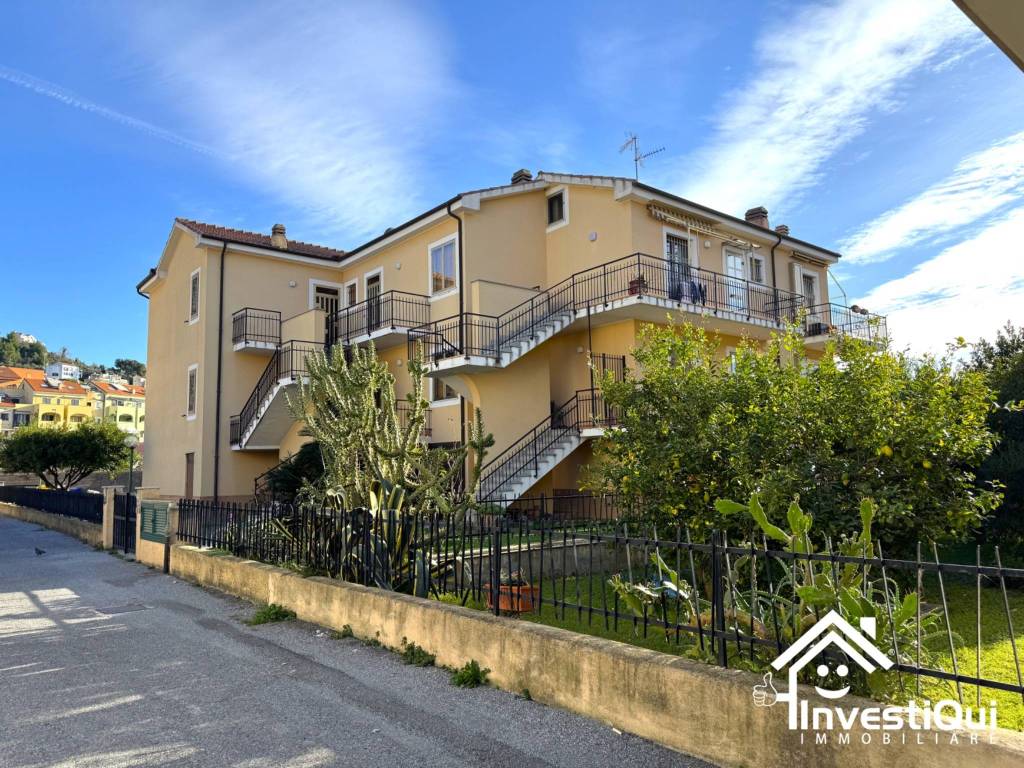 Appartamento a Pietra ligure in Via Nazario Sauro, 180 - Foto 2