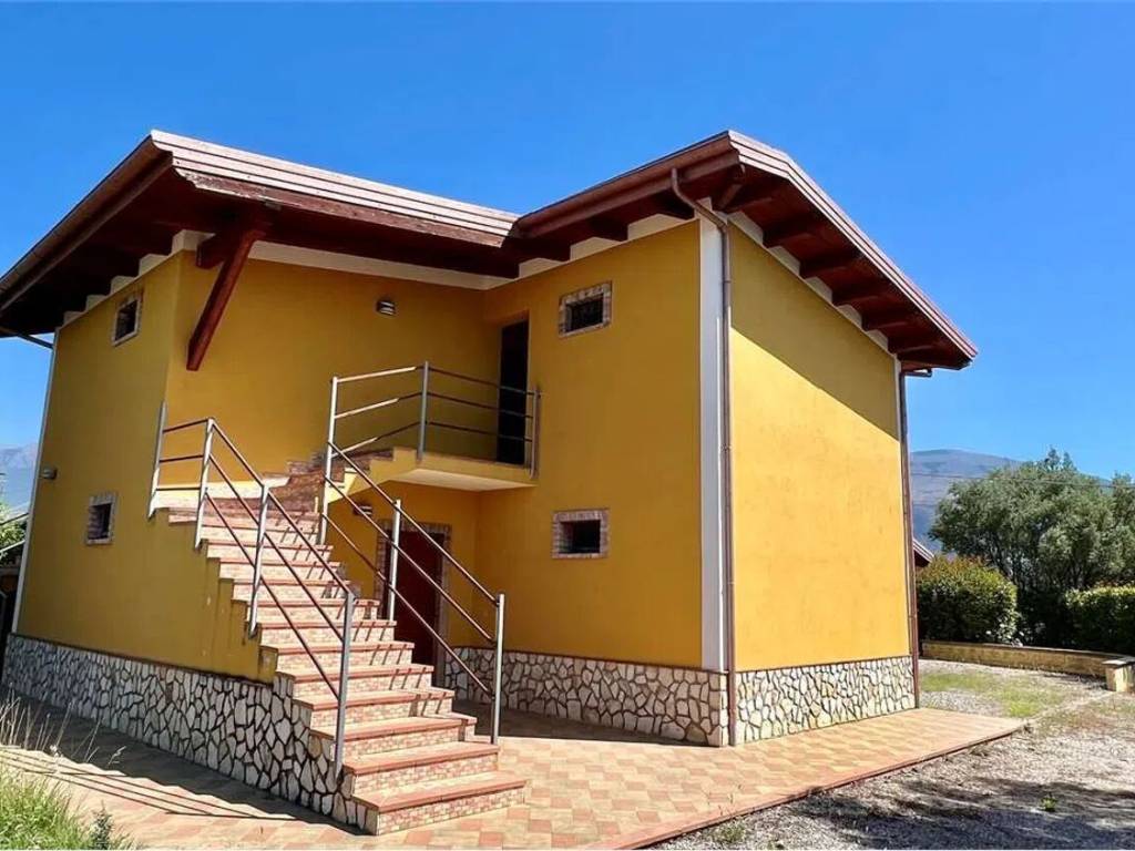 Rustico / casale a Castrovillari in Contrada Calandrino S.N.C. - Foto 4