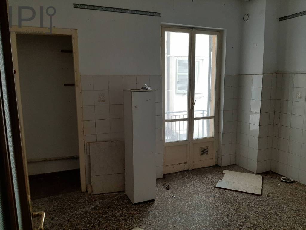 Appartamento a Cairo montenotte in piazza abba, 2 - Foto 3