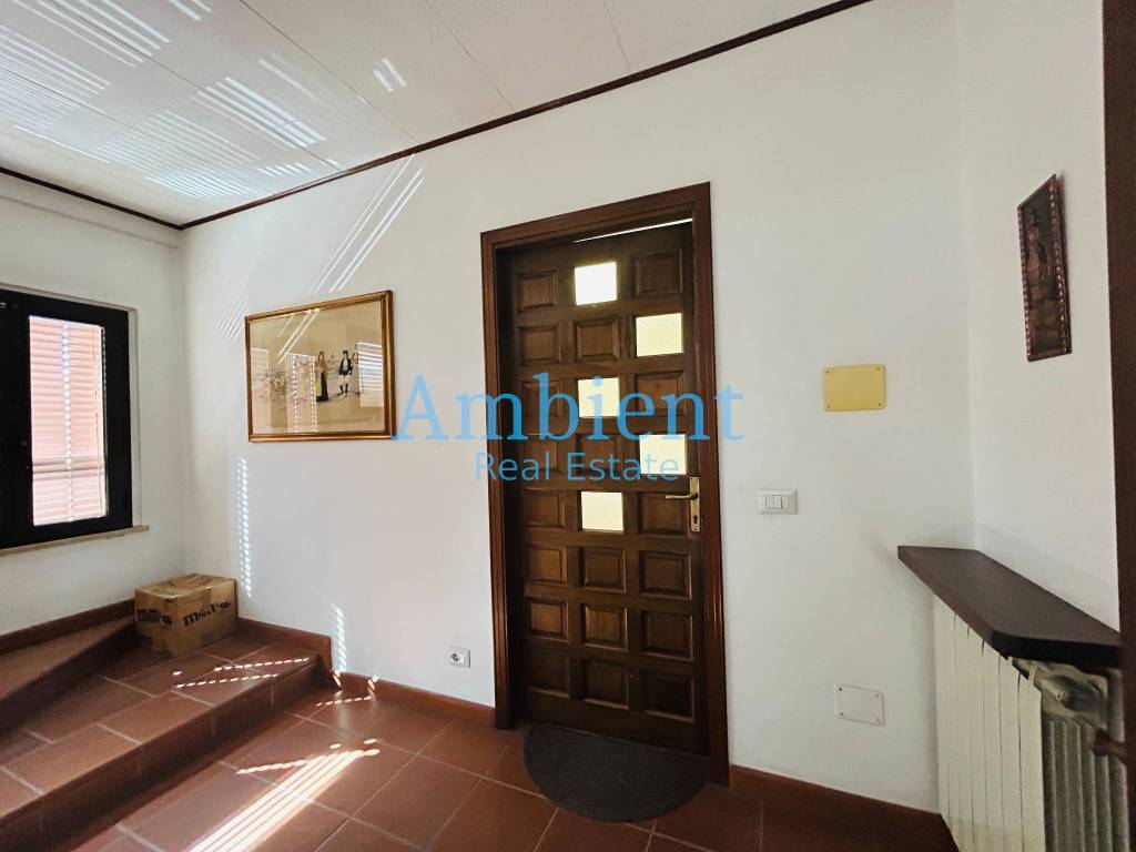 Appartamento a Brebbia in Via Roma, 11 - Foto 4