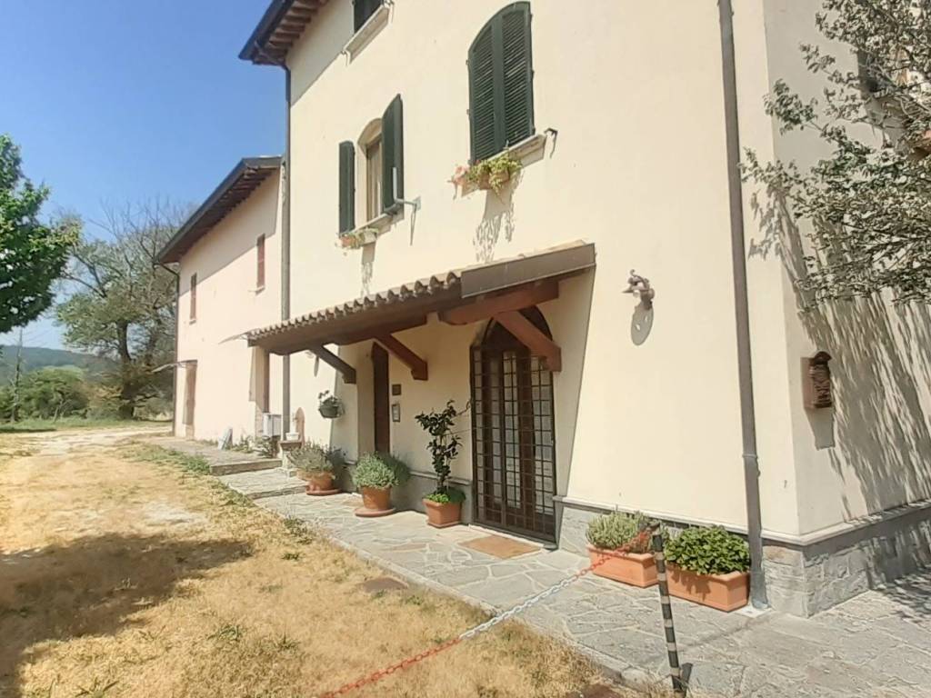Rustico / casale a Nocera umbra in Via Fano - Foto 2