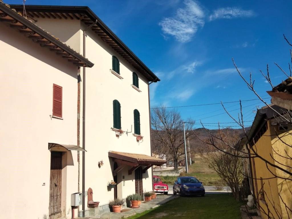 Rustico / casale a Nocera umbra in Via Fano - Foto 4