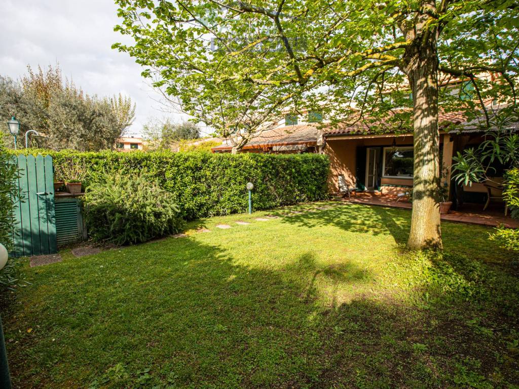 Villetta a schiera a Montalto di castro in Strada delle Graticciare - Foto 2