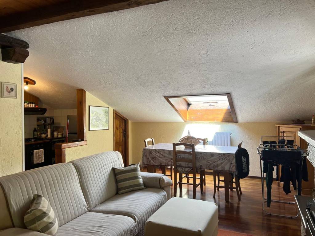 Appartamento a Courmayeur in Larzey - Entrèves - Foto 2