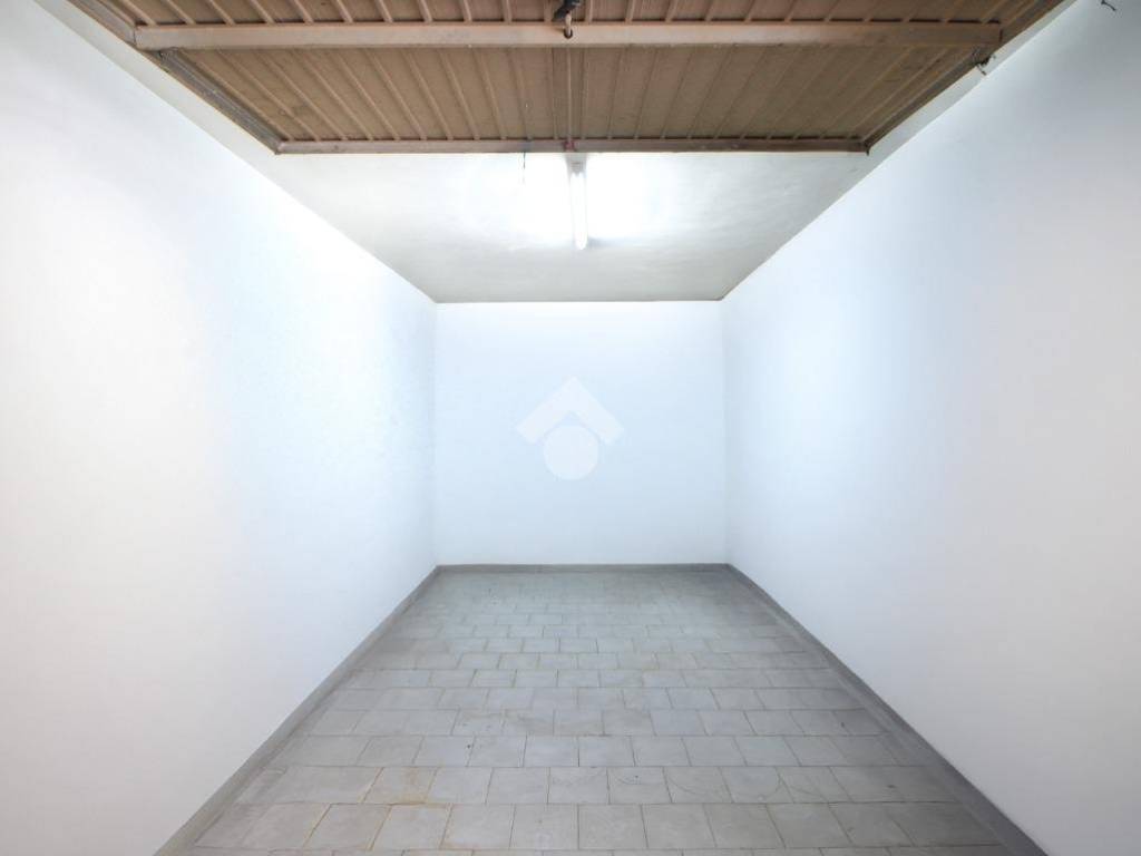 Box / garage a Pescara in Via Luigi Polacchi, 12 - Foto 3