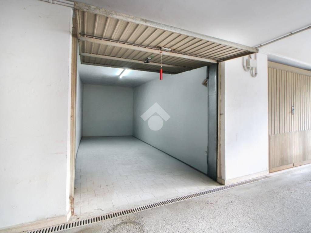 Box / garage a Pescara in Via Luigi Polacchi, 12 - Foto 4