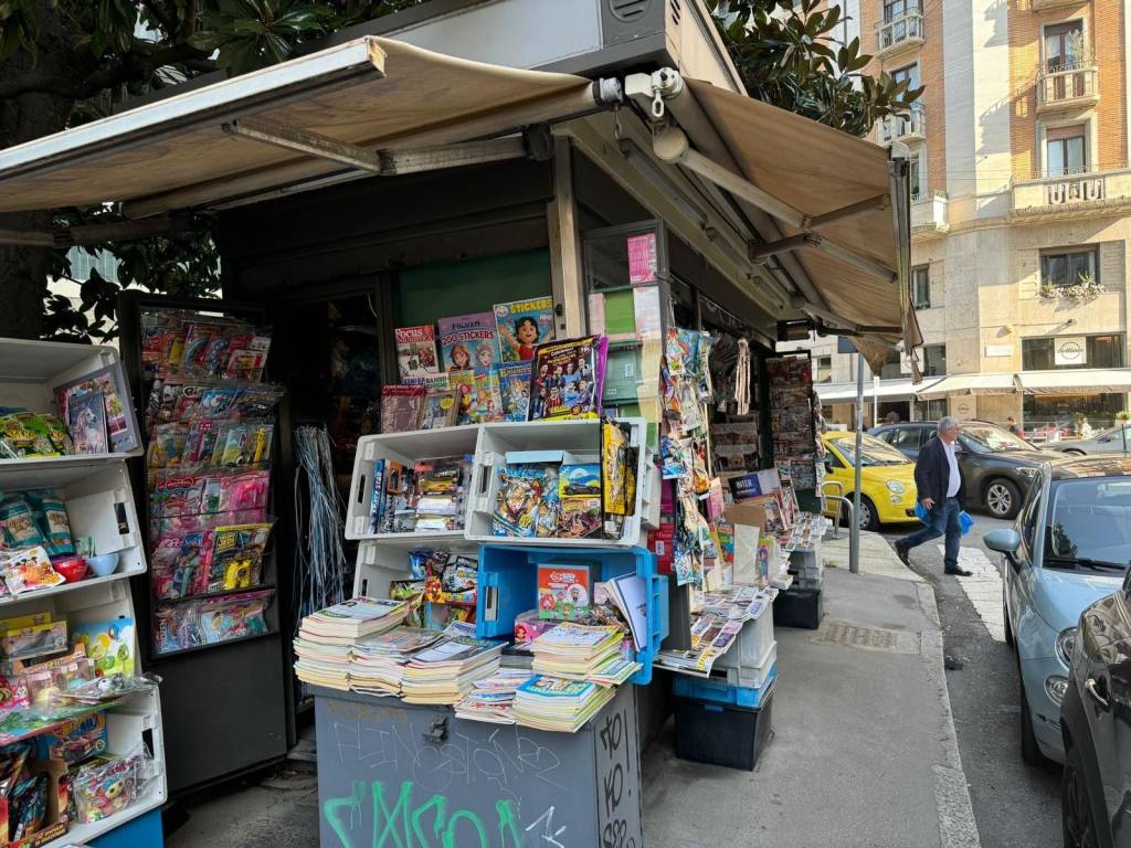 Attività / licenza a Milano in Largo Settimio Severo - Foto 2