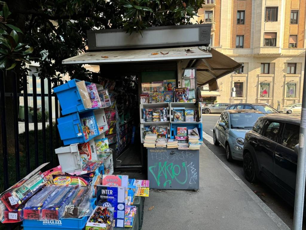 Attività / licenza a Milano in Largo Settimio Severo - Foto 3