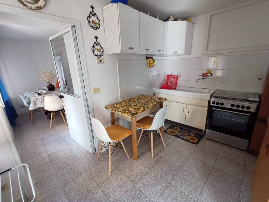 Appartamento a Carrodano in Via Antonio Gramsci - Foto 2