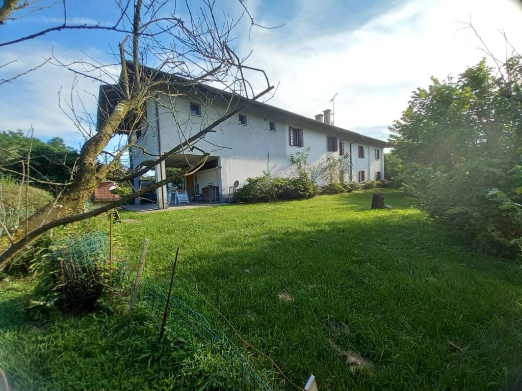 Rustico / casale a Castelletto sopra ticino - Foto 2