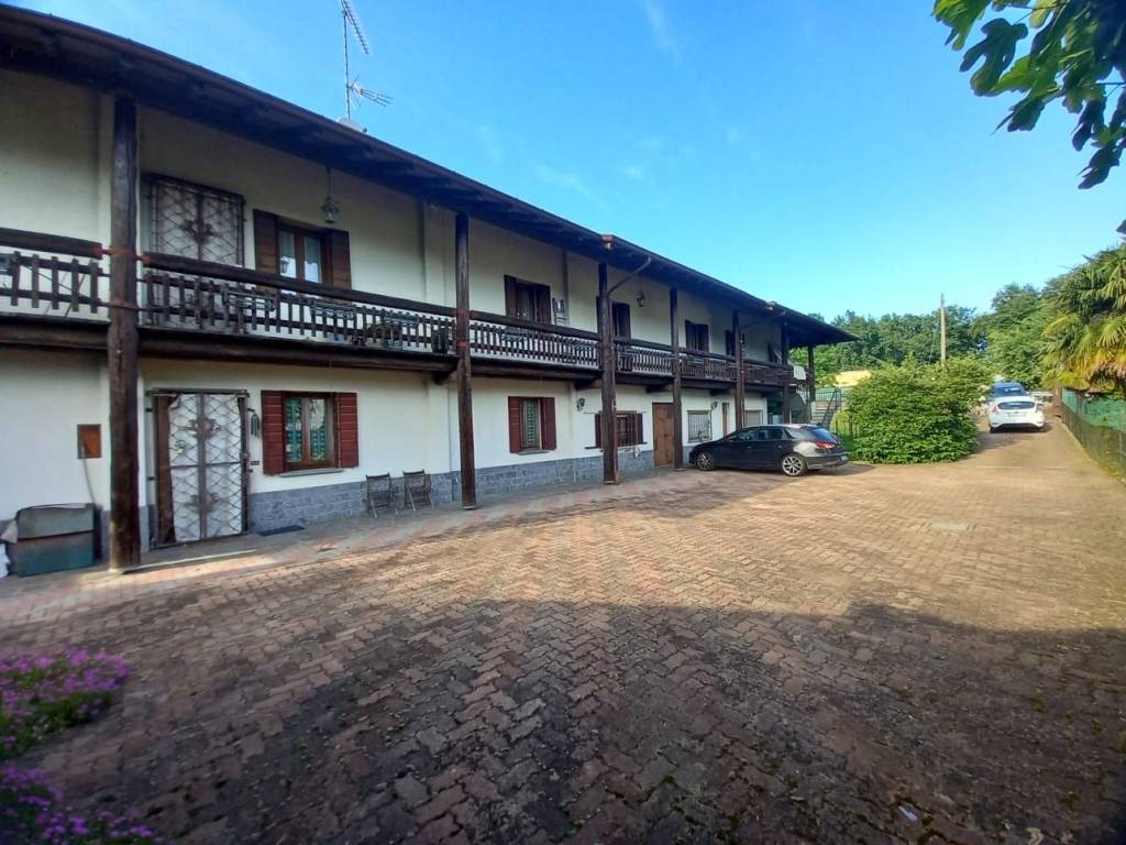 Rustico / casale a Castelletto sopra ticino - Foto 4