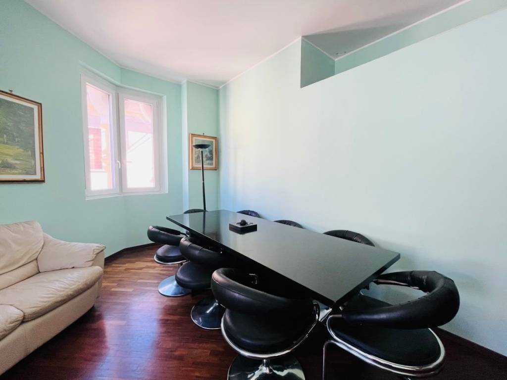 Appartamento a Pavia in Corso Camillo Benso di Cavour, 20 - Foto 2