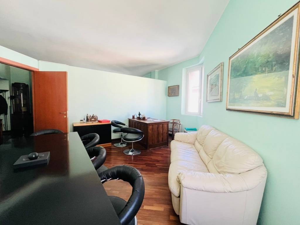 Appartamento a Pavia in Corso Camillo Benso di Cavour, 20 - Foto 4