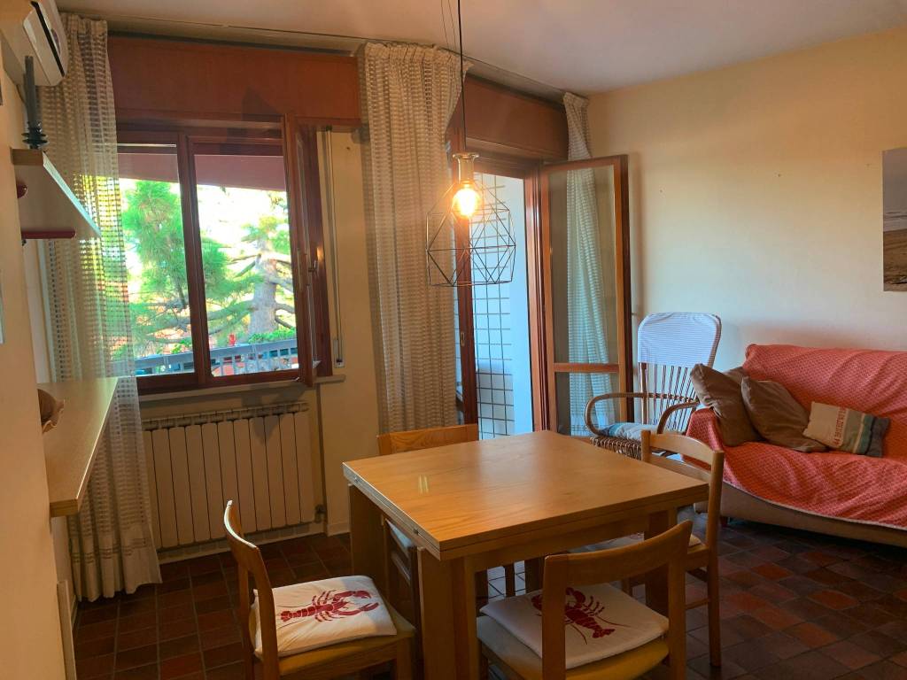 Appartamento a Riccione in Viale Maria Borman Ceccarini, 145 - Foto 4
