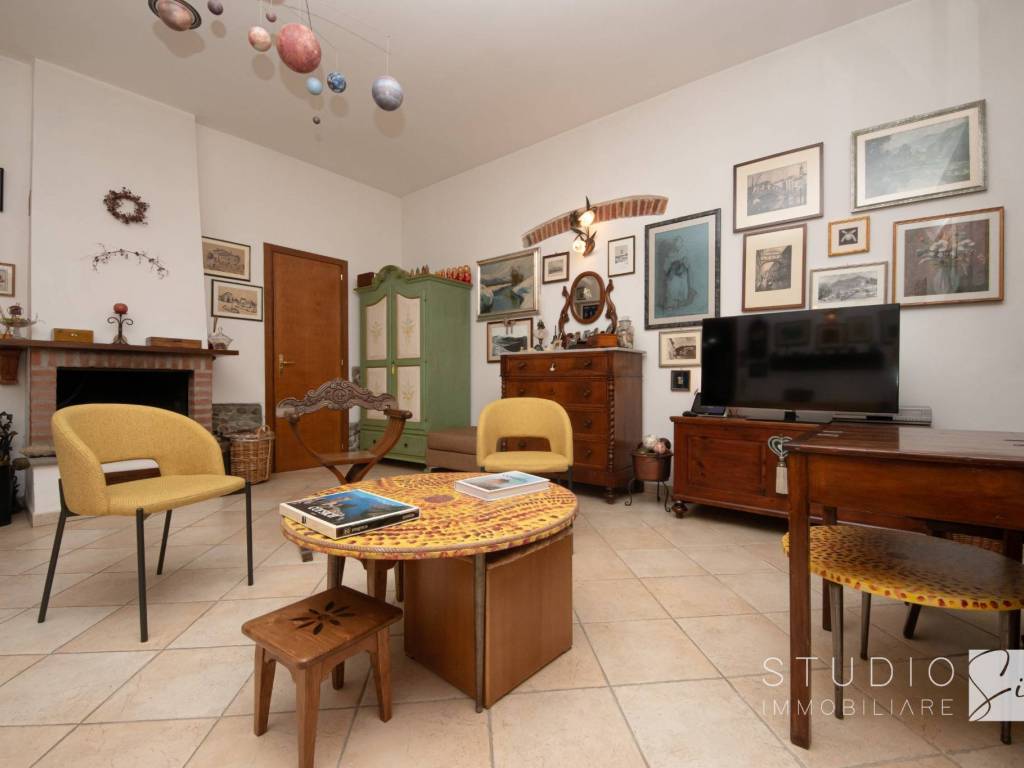 Rustico / casale a Pistoia in Via Giuseppe Gentile - Foto 4