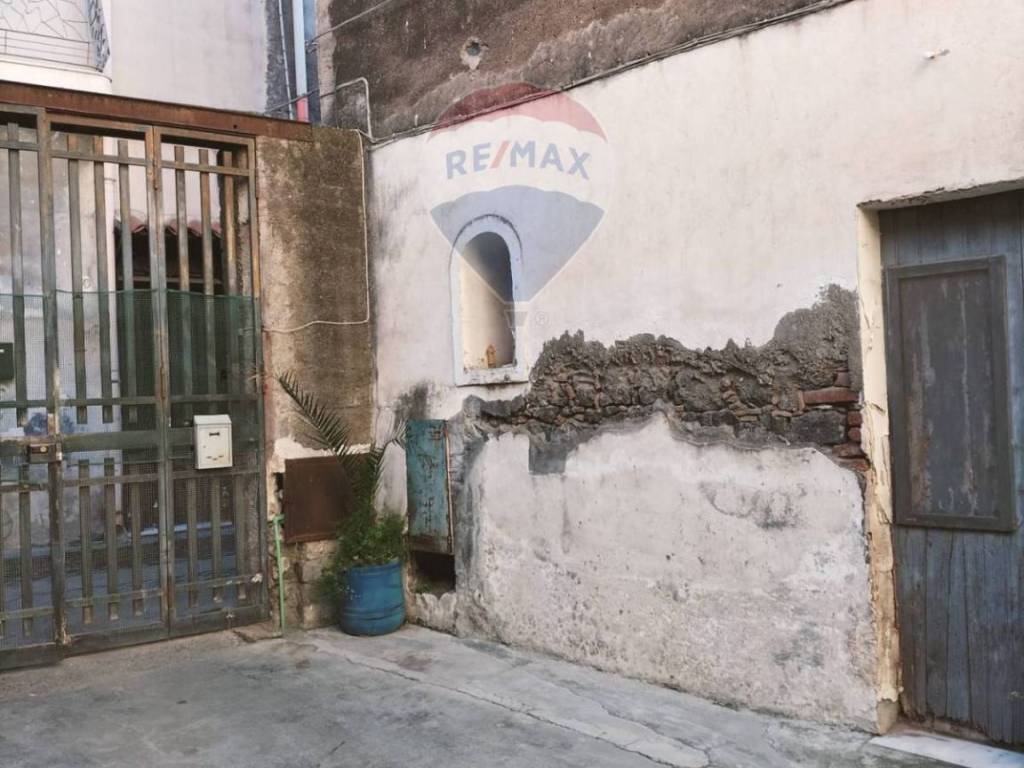Casa indipendente a Paternò in via San michele - Foto 3