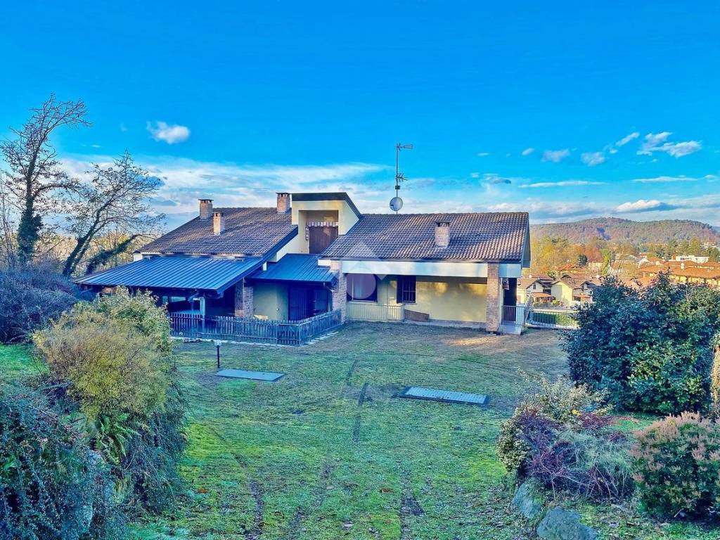 Villa a Castelletto sopra ticino in Via Beati, 71 - Foto 2