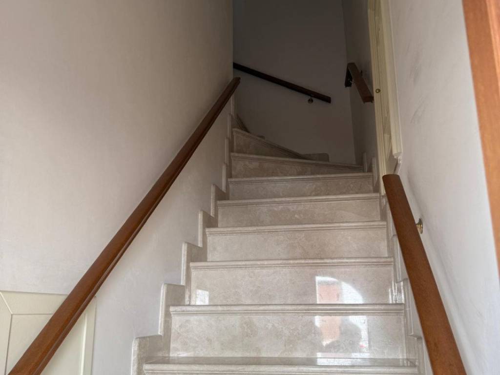 Casa indipendente a Ceglie messapica in Piazza Umberto - Foto 3