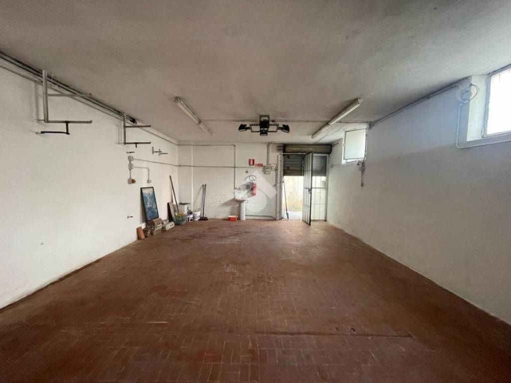 Appartamento a Albissola marina in Piazza Arturo Toscanini - Foto 5