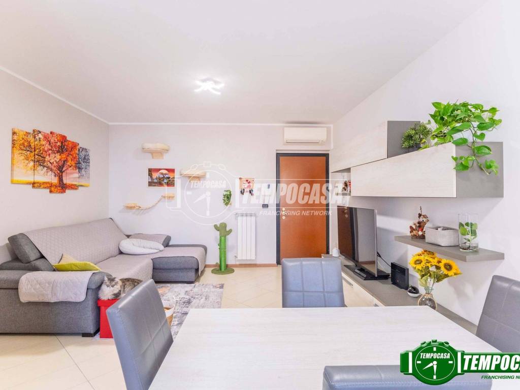 Appartamento a Corbetta in Via Alfonso Lamarmora - Foto 2