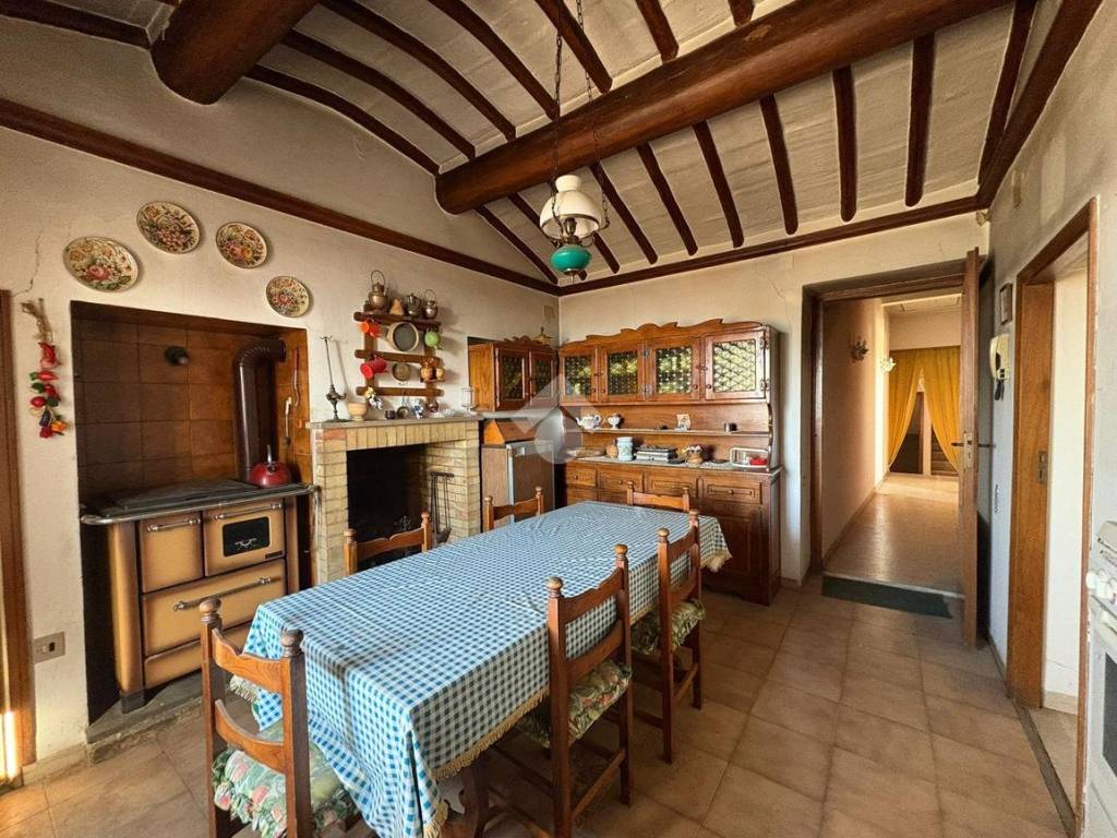 Appartamento a Gubbio in Via XX Settembre, 28 - Foto 2