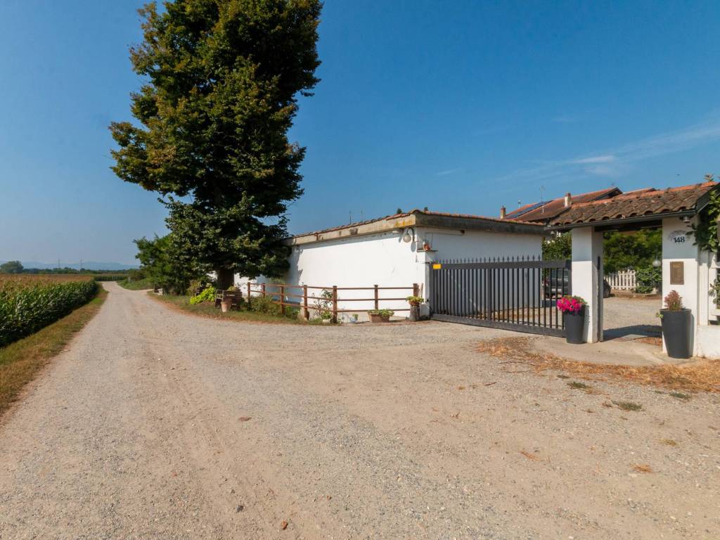 Villa a Crescentino in Strada Saluggia, 148 - Foto 3