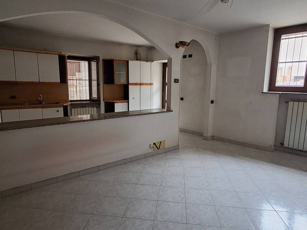 Casa indipendente a Vergiate - Foto 3