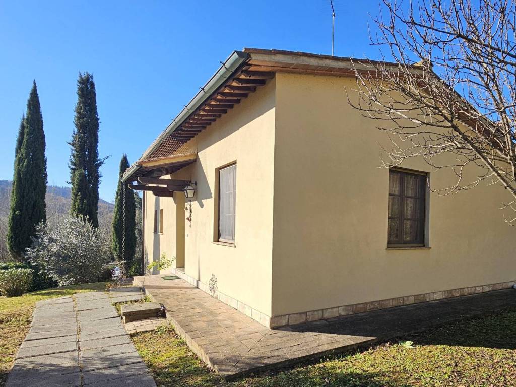 Villa a San gimignano in Strada Provinciale di San Gimignano - Foto 2
