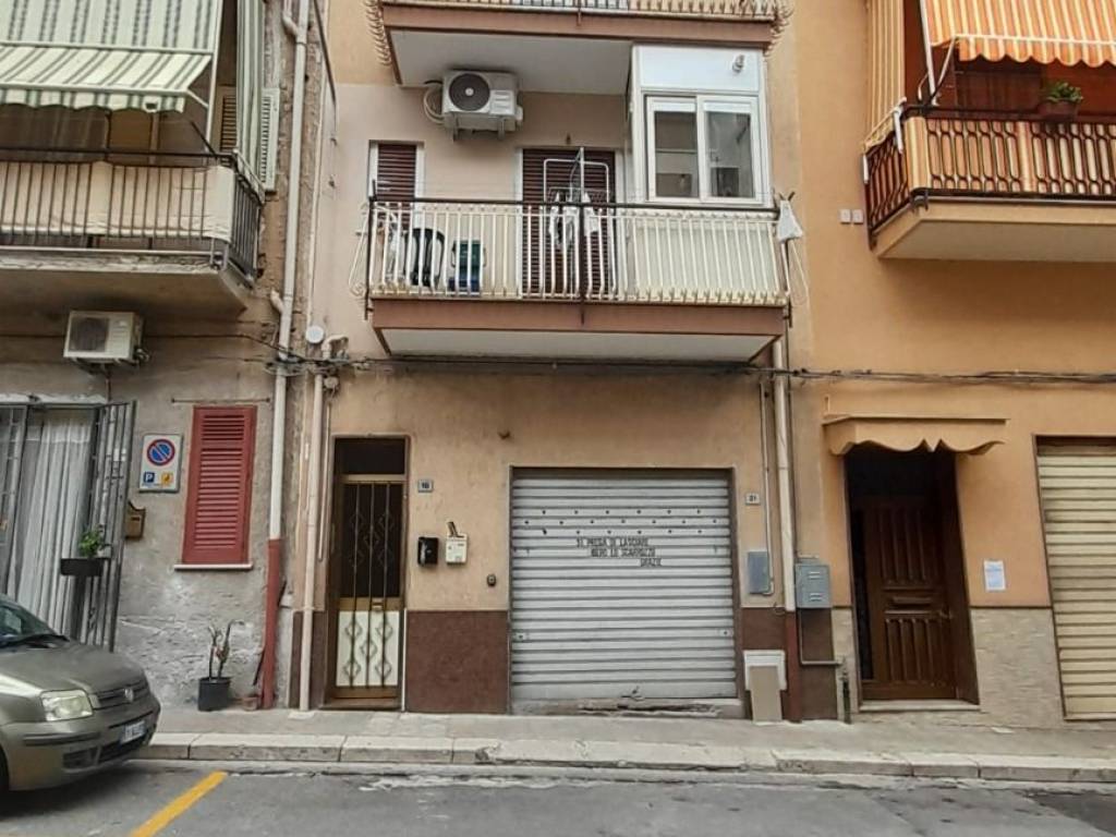 Appartamento a Bagheria in Via Cosimo Contorno, 19 - Foto 3