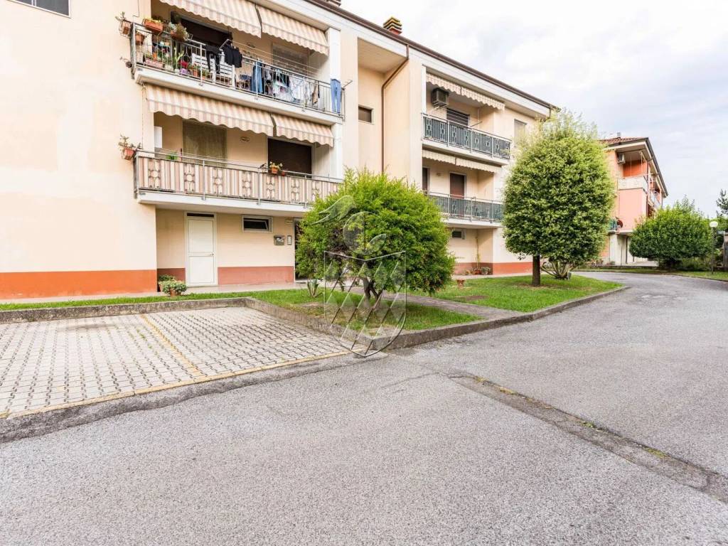 Appartamento a Sarzana in Via Fontananera - Foto 3