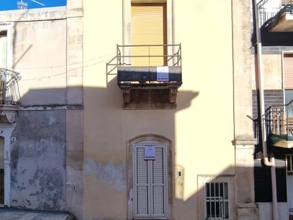 Appartamento a Melilli in Via Montebello, 6 - Foto 4