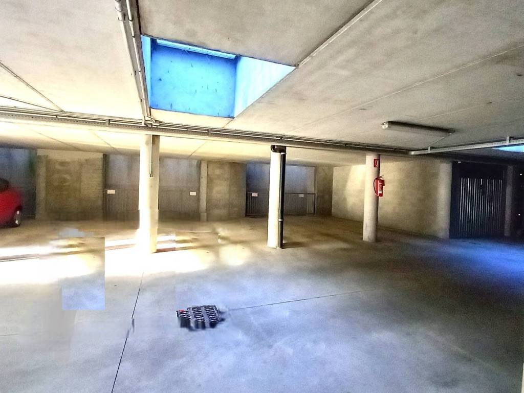 Box / garage a Calco in Piazzetta Sandro Pertini - Foto 3