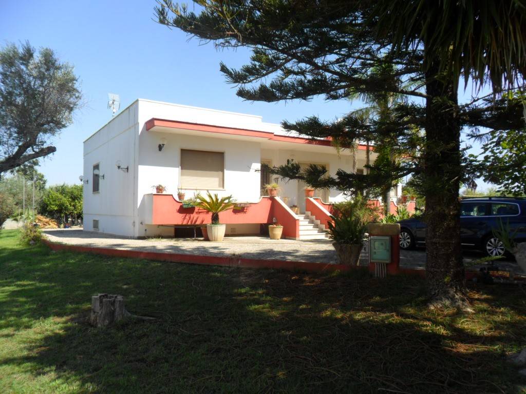 Villa a Taurisano in via fratelli rosselli - Foto 4